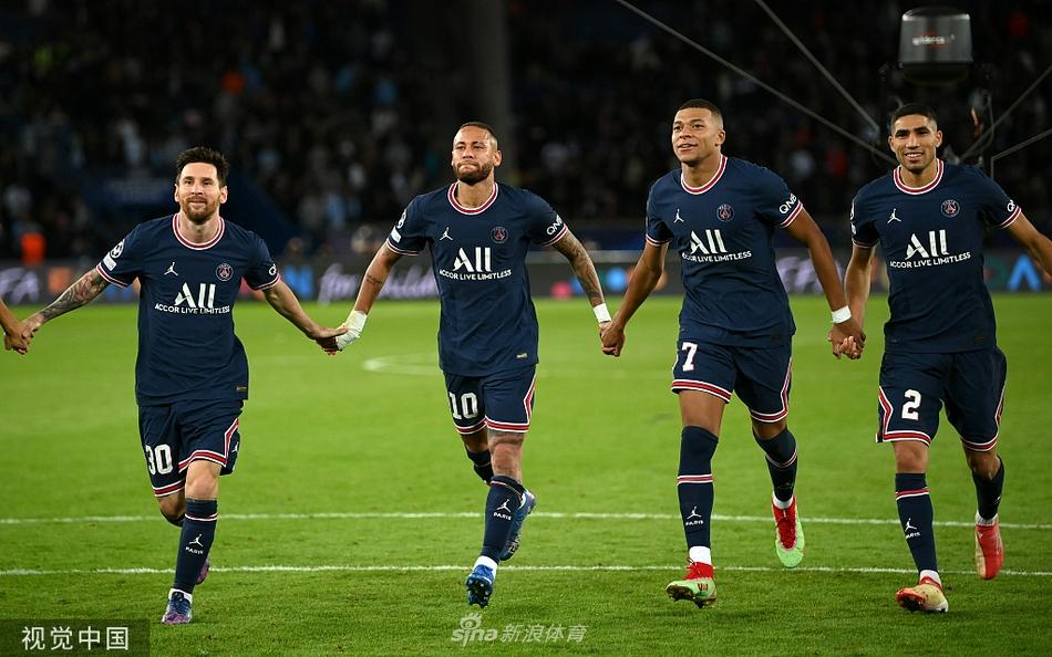 AC米兰绝杀曼城，梅西乌龙送礼欧冠