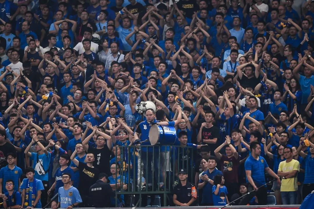 开云APP-江苏苏宁主场失利，球队状况堪忧的简单介绍